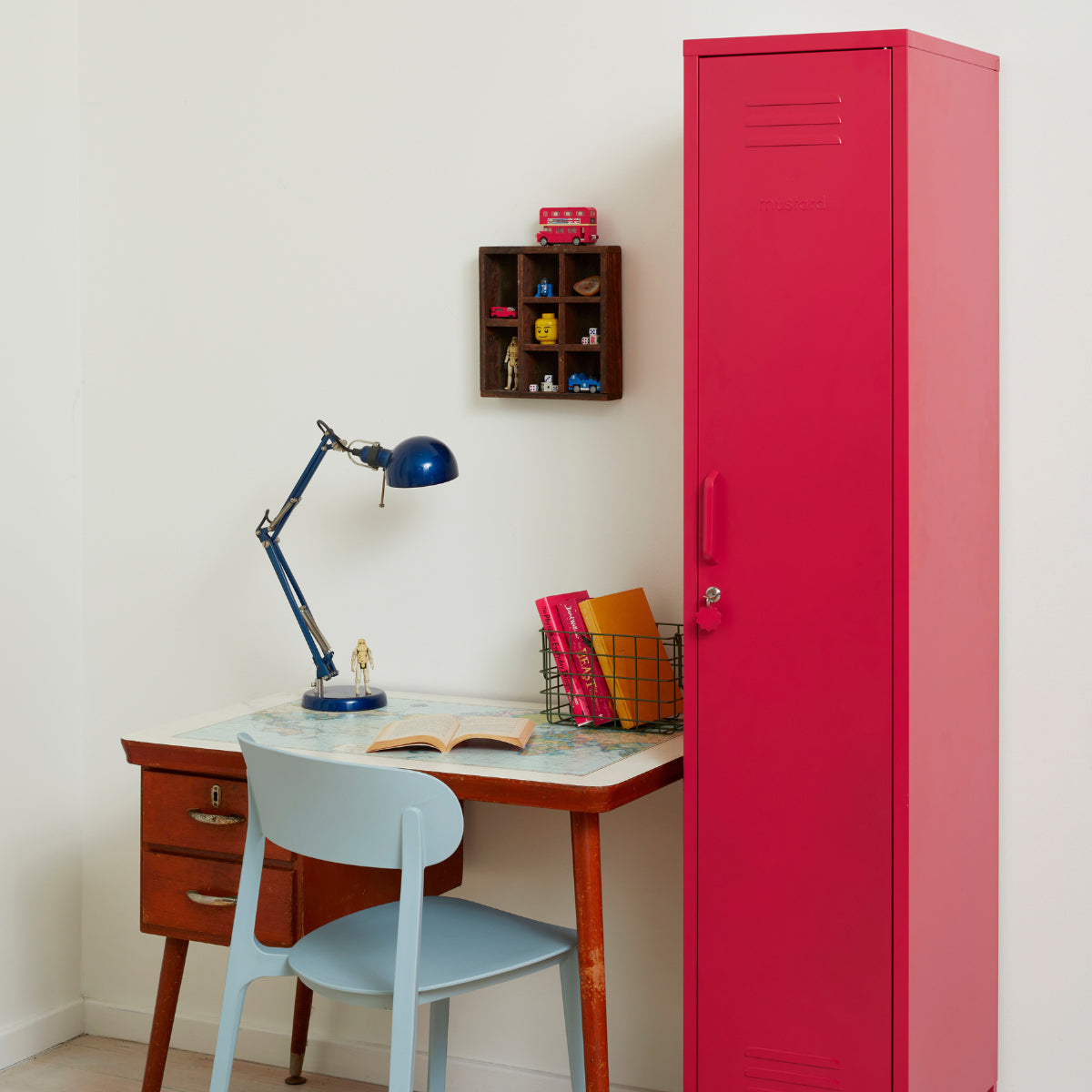 The Skinny Locker