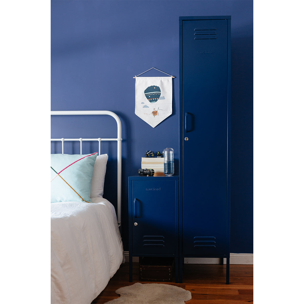 The Skinny Locker