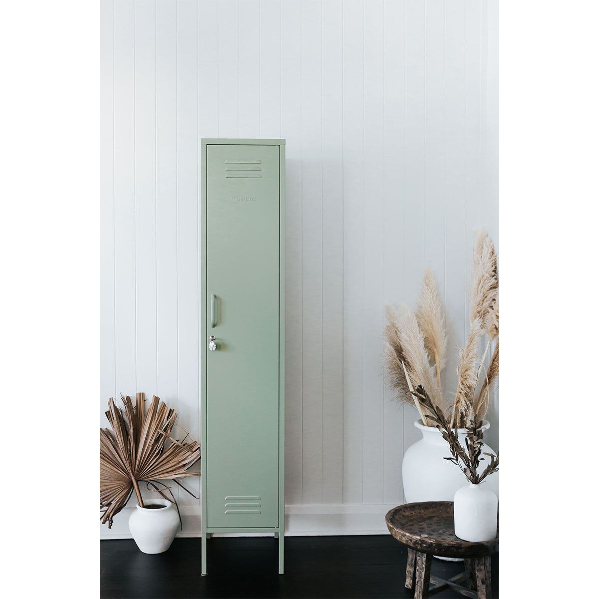 The Skinny Locker