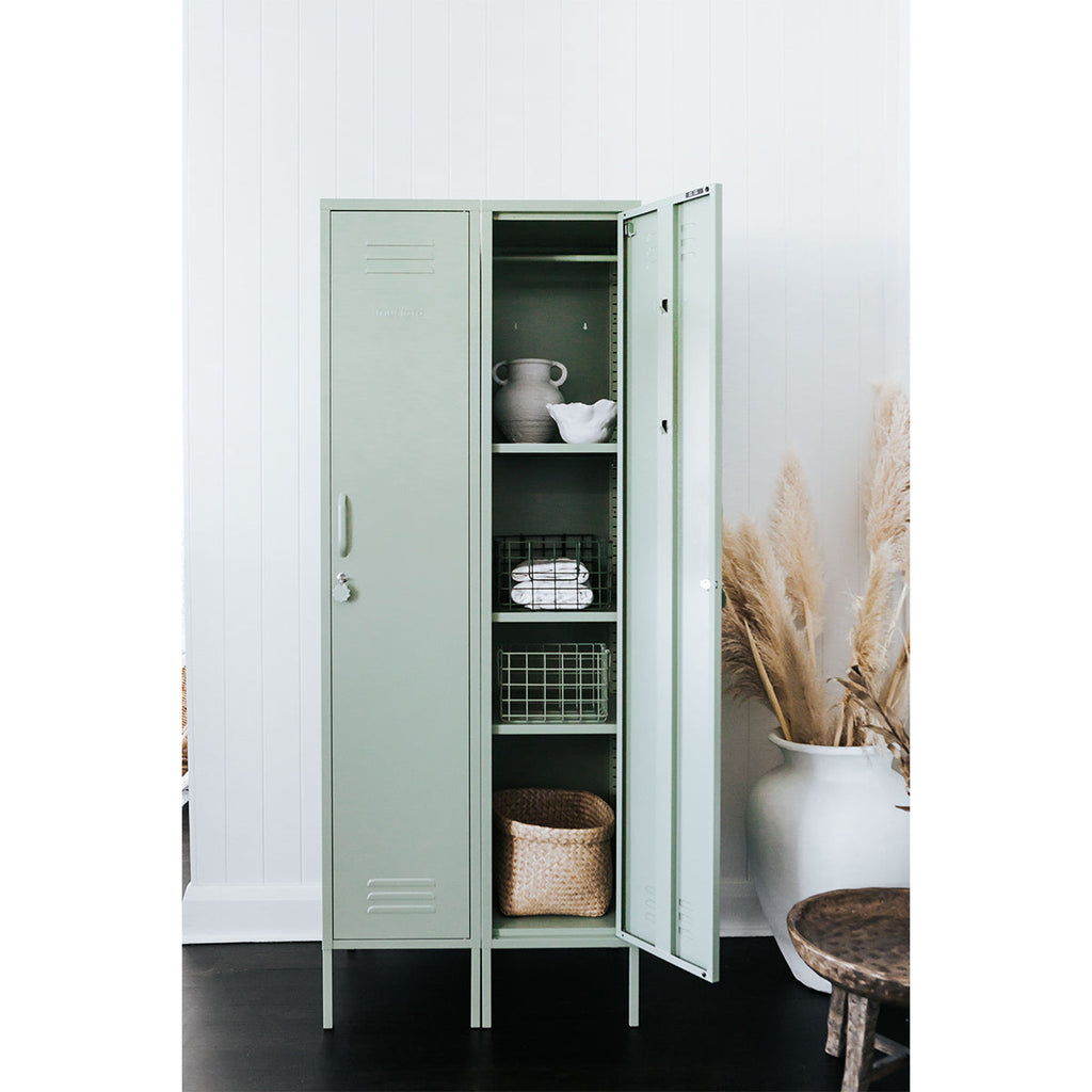 The Skinny Locker