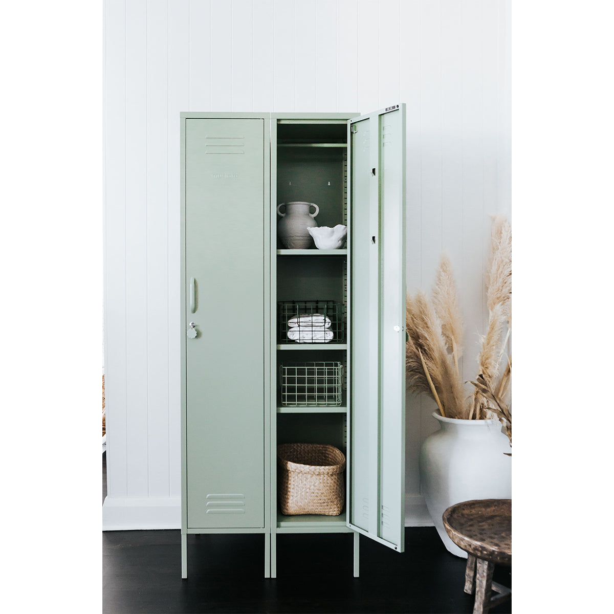 The Skinny Locker