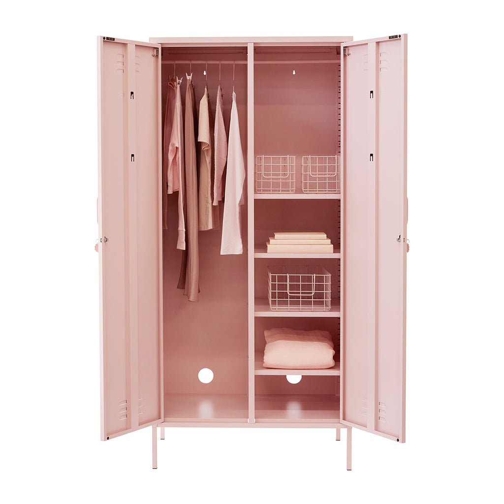 The Twinny Locker