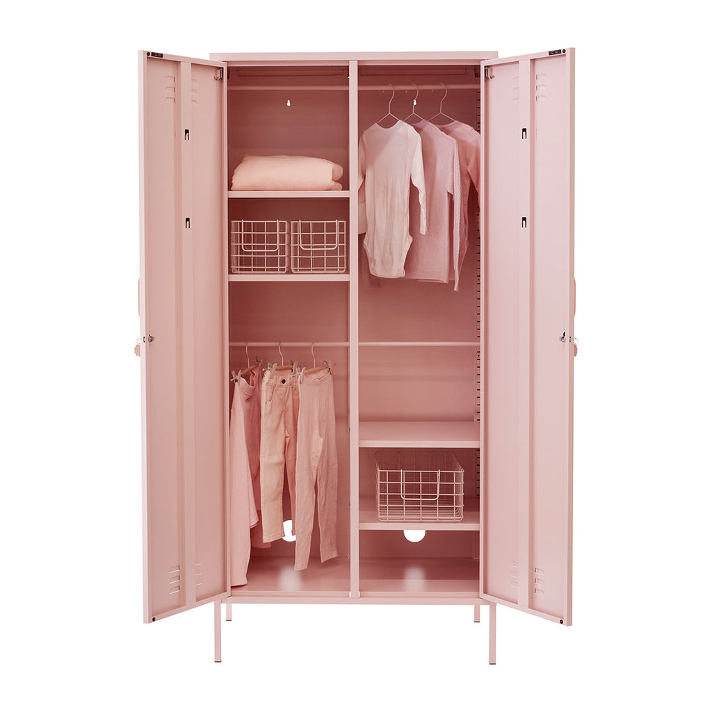 The Twinny Locker