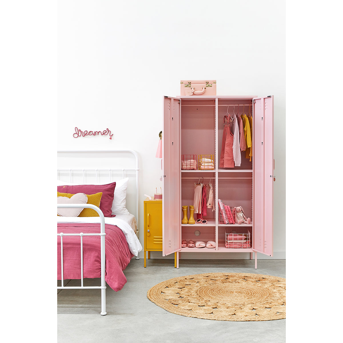 The Twinny Locker