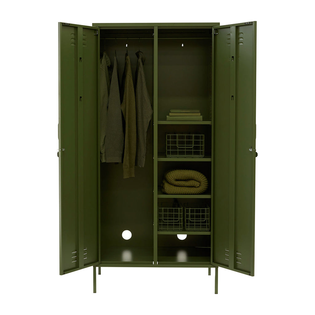 The Twinny Locker