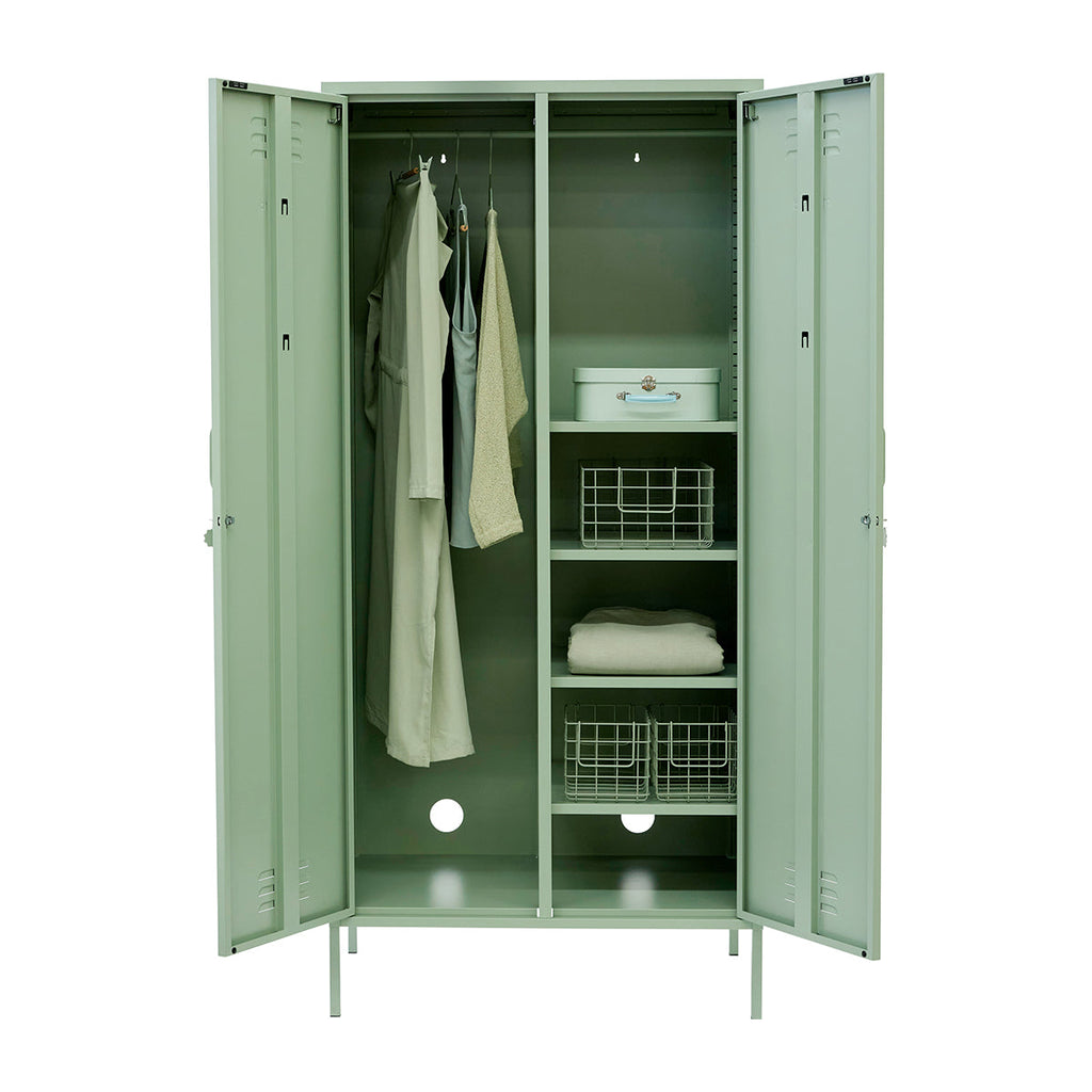 The Twinny Locker