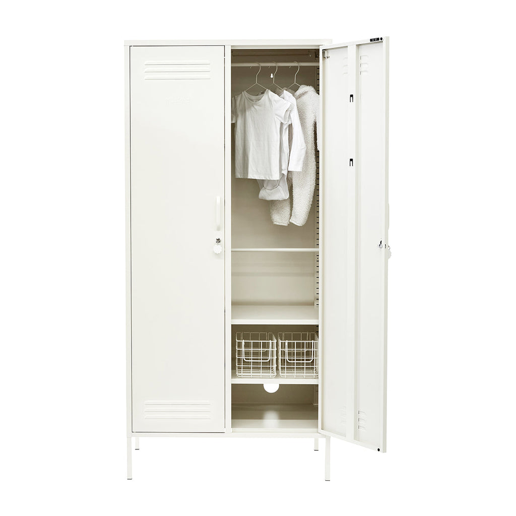 The Twinny Locker